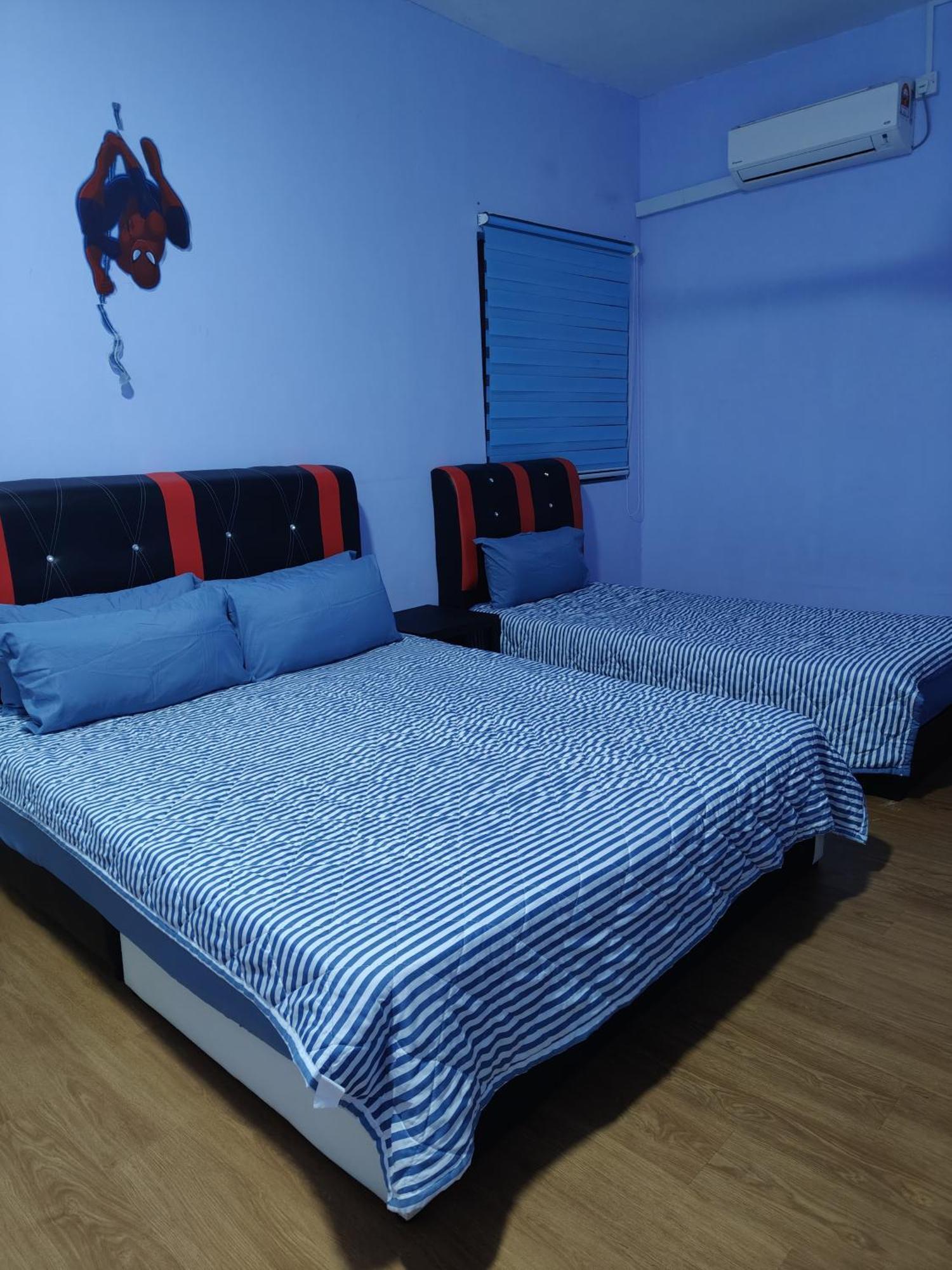 Hotel World Kids Fantasy Lumut Zimmer foto